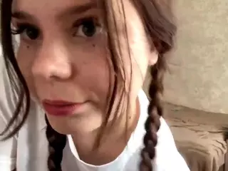 MildredGawne's Live Sex Cam Show