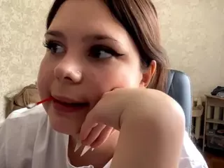 MildredGawne's Live Sex Cam Show