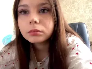 MildredGawne's Live Sex Cam Show