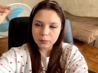 MildredGawne's Live Sex Cam Show
