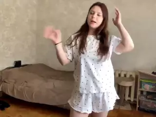 MildredGawne's Live Sex Cam Show