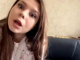 MildredGawne's Live Sex Cam Show