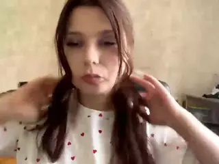 MildredGawne's Live Sex Cam Show