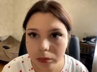 MildredGawne's Live Sex Cam Show