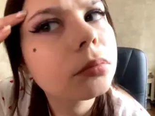 MildredGawne's Live Sex Cam Show