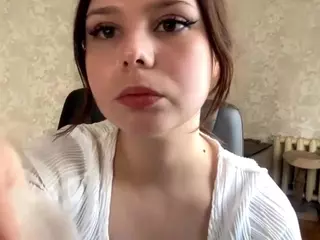 MildredGawne's Live Sex Cam Show