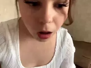 MildredGawne's Live Sex Cam Show
