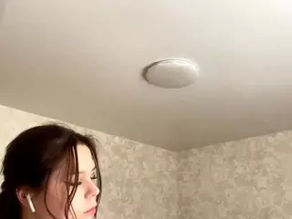 MildredGawne's Live Sex Cam Show