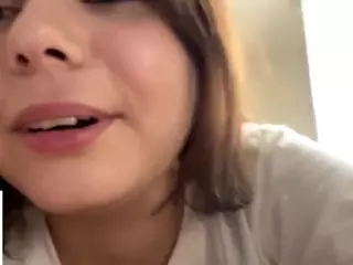 MildredGawne's Live Sex Cam Show