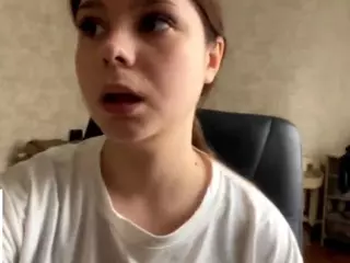 MildredGawne's Live Sex Cam Show