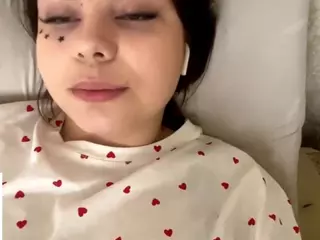 MildredGawne's Live Sex Cam Show