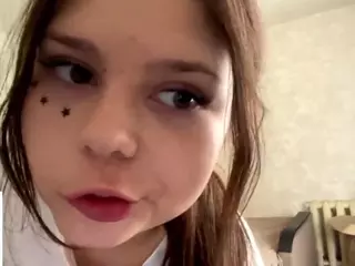 MildredGawne's Live Sex Cam Show