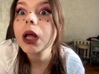 MildredGawne's Live Sex Cam Show