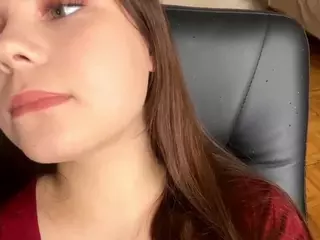 MildredGawne's Live Sex Cam Show