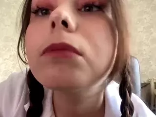 MildredGawne's Live Sex Cam Show