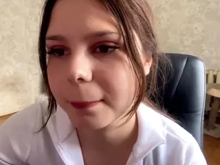 MildredGawne's Live Sex Cam Show