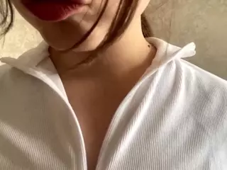 MildredGawne's Live Sex Cam Show