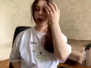 MildredGawne's Live Sex Cam Show