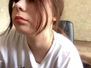 MildredGawne's Live Sex Cam Show