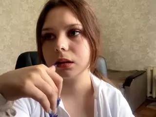 MildredGawne's Live Sex Cam Show