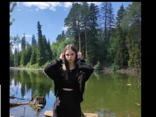 MildredGawne's Live Sex Cam Show