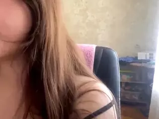 MildredGawne's Live Sex Cam Show