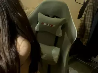 Kris's Live Sex Cam Show