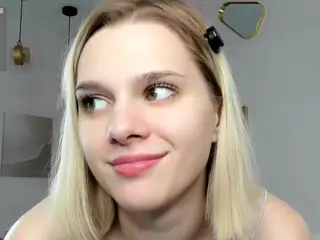 EditaBarren's Live Sex Cam Show
