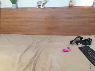 Kitty Moon's Live Sex Cam Show