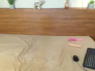Kitty Moon's Live Sex Cam Show