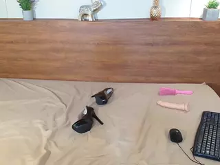 Kitty Moon's Live Sex Cam Show