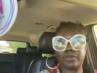 tsunamit3a's Live Sex Cam Show