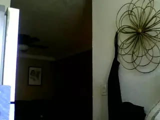 tsunamit3a's Live Sex Cam Show
