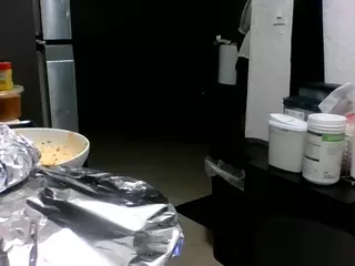 tsunamit3a's Live Sex Cam Show