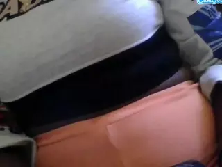 tsunamit3a's Live Sex Cam Show