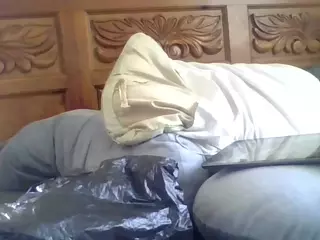 tsunamit3a's Live Sex Cam Show