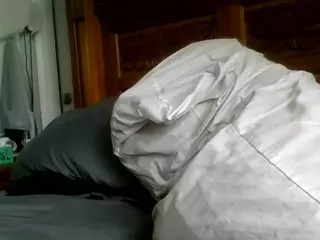 tsunamit3a's Live Sex Cam Show
