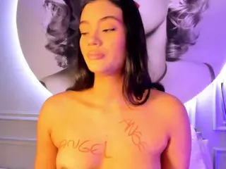 zoe-rivera's Live Sex Cam Show