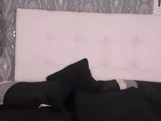DaiaOrtiz's Live Sex Cam Show