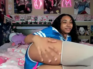 KhloeSweets's Live Sex Cam Show