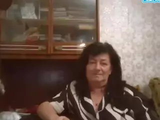 krisshurdlove's Live Sex Cam Show