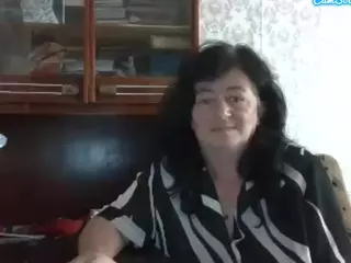 krisshurdlove's Live Sex Cam Show