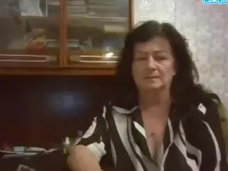 krisshurdlove's Live Sex Cam Show
