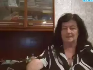 krisshurdlove's Live Sex Cam Show
