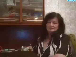 krisshurdlove's Live Sex Cam Show