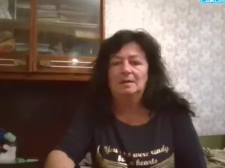 krisshurdlove's Live Sex Cam Show