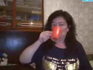 krisshurdlove's Live Sex Cam Show