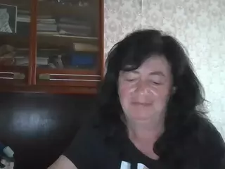 krisshurdlove's Live Sex Cam Show