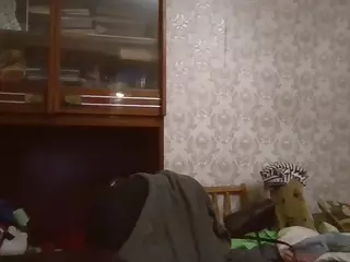krisshurdlove's Live Sex Cam Show