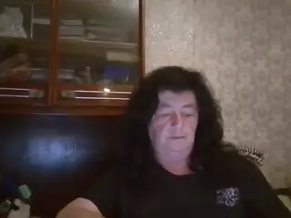 krisshurdlove's Live Sex Cam Show
